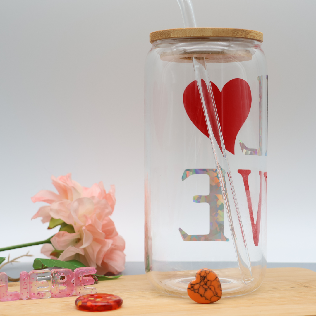 LOVE | Trinkglas 500 ml | Strohhalm + Deckel