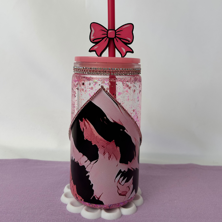 Girlie Dreieicks-Becher 500ml  | Lava Becher mit Deckel, Topper und Strohhalm
