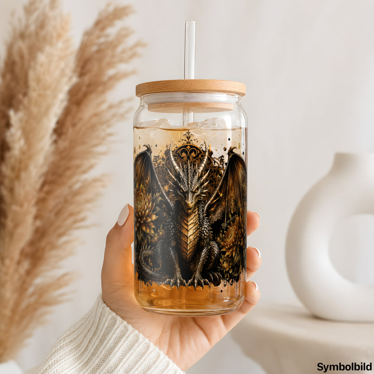 Drache in Herbstblüten als UV-DTF Sticker auf einem 16oz Glasbecher