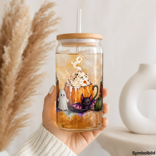 Kürbislatte mit Geist als UV-DTF Sticker auf einem 16oz Glasbecher