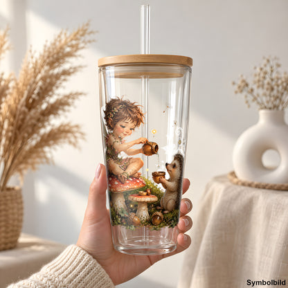 Waldfee mit Igel als UV-DTF Sticker auf einem 24oz Glas-Tumbler