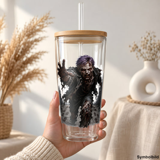 Zombie in der Ruinenstadt als UV-DTF Sticker auf einem 24oz Glas-Tumbler