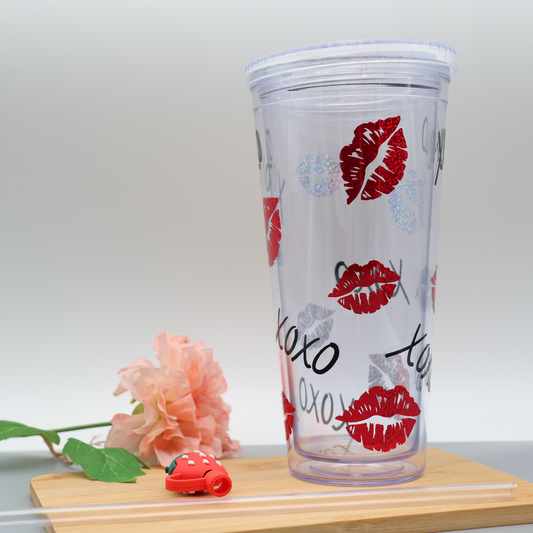 Trinkbecher mit Strohhalm - XOXO